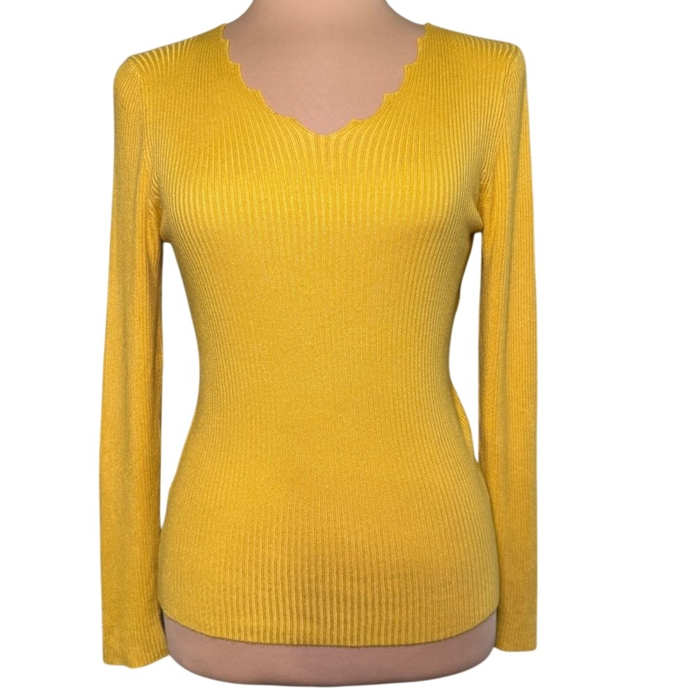 Jon & Anna Ribbed Butter Yellow Scalloped Neck Fall Sweater Shirt Size Small NWT